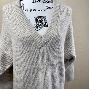 Topshop Oatmeal V-neckline knit Sweater relax tunic size XS lagenlook soft cozy